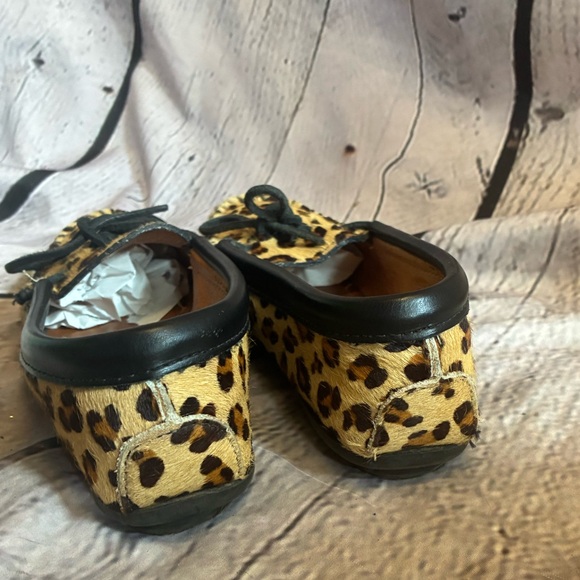 Minnetonka Women’s Authentic Cow Hair Leopard Print Moccasins Size 5.5 GUC - Picture 5 of 12